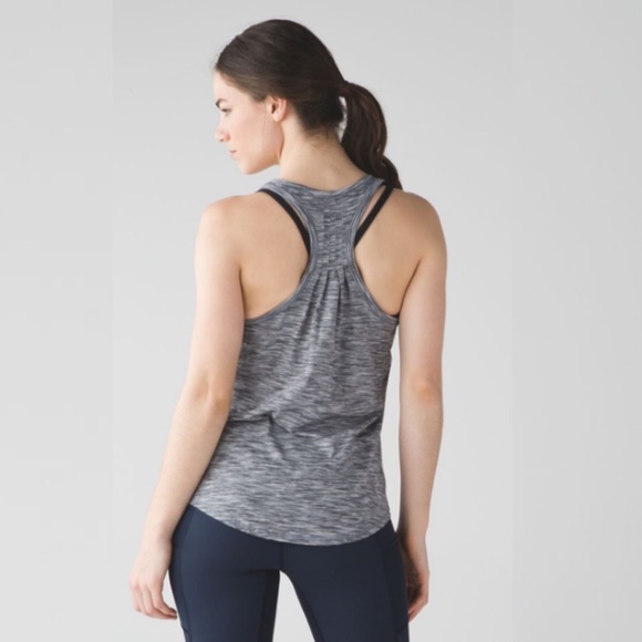 Lululemon Yogi Everyday Tank in 4 Color Space Dye White Black - Picture 2 of 7